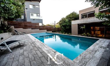 PH Departamento en venta en Mar de Ostende Piscina y Gas