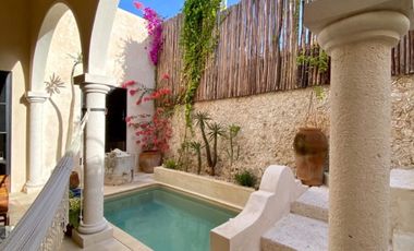 Casa Colonia en venta en Campeche en barrio de San Roman