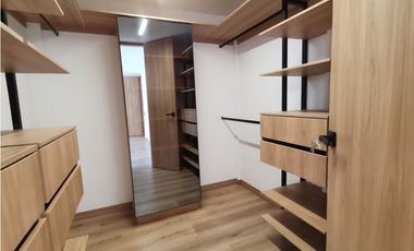 Apartamento remodelado en el poblado al lado del club country[LDC