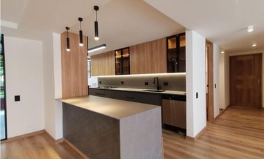 Apartamento remodelado en el poblado al lado del club country[LDC