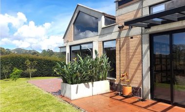 Casa campestre para la venta en parcelación via San Antonio la ceja LD