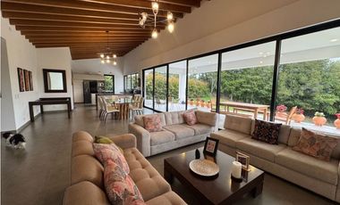 Casa campestre para la venta via San Antonio la ceja LDC