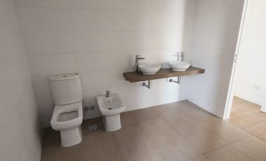 Venta departamento 4 ambientes - Av del libertador - Vicente Lopez.