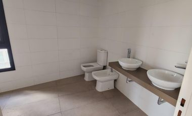 Venta departamento 4 ambientes - Av del libertador - Vicente Lopez.