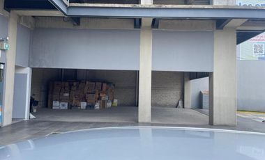 Se venden locales comerciales en Santa María Tequepexpan