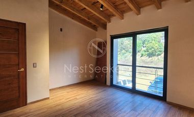 CASA CAMPIRANA EN RENTA A POCOS MINUTOS DE ACATITLAN