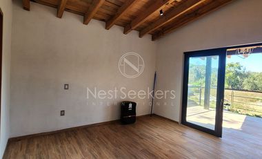 CASA CAMPIRANA EN RENTA A POCOS MINUTOS DE ACATITLAN