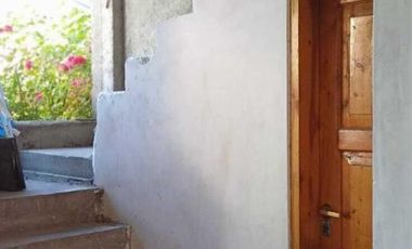 Terreno con casa, totalmente plano, idel desarrollo
