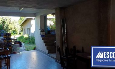 Terreno con casa, totalmente plano, idel desarrollo