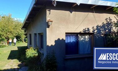Terreno con casa, totalmente plano, idel desarrollo
