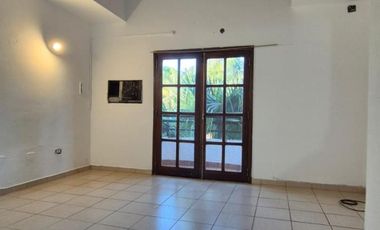 PRECIOSA  CASA EN ALQUILER