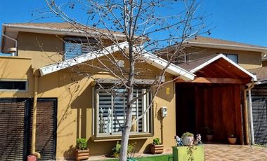 Casa en Venta en Camino El Arpa, Buin Alto Jahuel
