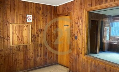 Galpón de 740m2. en 2.000m2 de tereno Villarrica