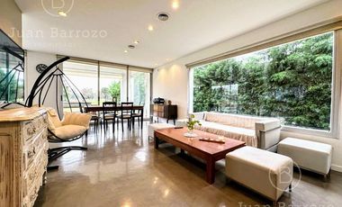 Casa en venta en el Country Club El Venado, Canning. Lote en esquina.