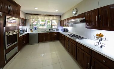 Impecable, 1 nivel, jardín 600m2