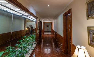 Impecable, 1 nivel, jardín 600m2