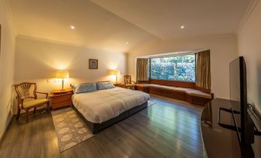 Impecable, 1 nivel, jardín 600m2