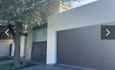 CASA EN VENTA/RENTA SALTILLO