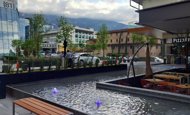 RENTA DE RESTAURANTE EN PLAZA CHROMA EN SAN PEDRO GARZA GARCIA