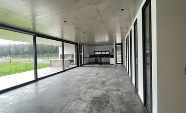Casa a estrenar en venta en Altos de Campo Grande