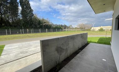 Casa a estrenar en venta en Altos de Campo Grande
