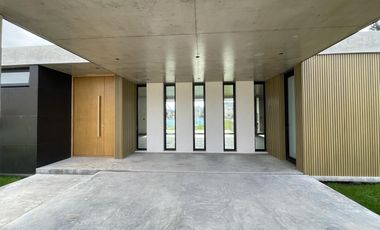 Casa a estrenar en venta en Altos de Campo Grande