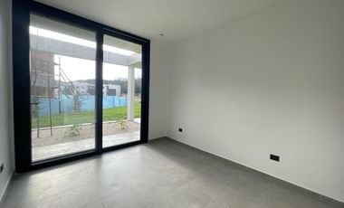 Casa a estrenar en venta en Altos de Campo Grande
