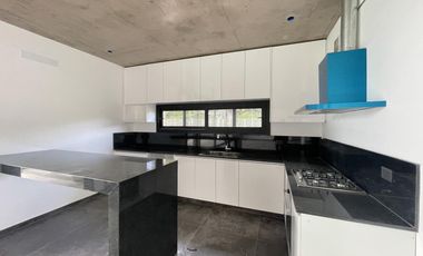 Casa a estrenar en venta en Altos de Campo Grande
