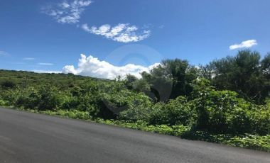 Terreno residencial en venta en Pueblo Atotonilco El Bajo