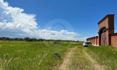 Terreno residencial en venta en Villa Corona Centro