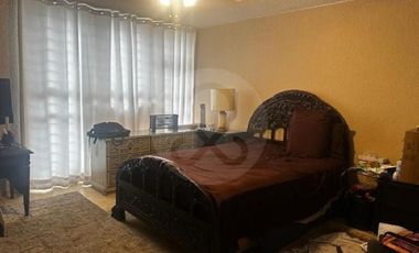 Casa uso de suelo en venta en Fraccionamiento Jardines del Bosque Centro