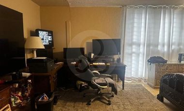 Casa uso de suelo en venta en Fraccionamiento Jardines del Bosque Centro
