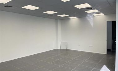 Local Comercial en Arriendo en Cerca De Parque Bustamenete