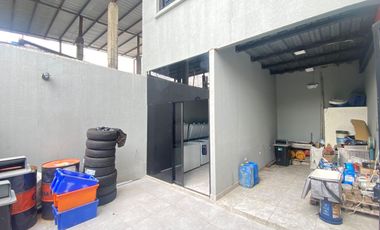 Edificio Comercial en Suroeste de Guayaquil  AdrM