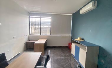 Edificio Comercial en Suroeste de Guayaquil  AdrM