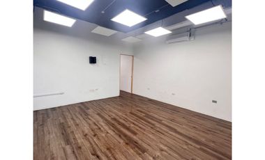ARRIENDO Local Comercial de 357,70 m2, Metro Tobalaba, Las Condes