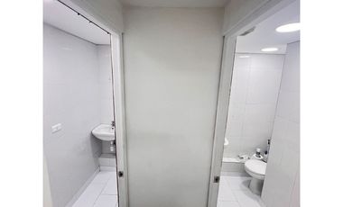 ARRIENDO Local Comercial de 357,70 m2, Metro Tobalaba, Las Condes