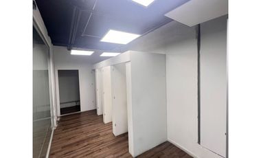 ARRIENDO Local Comercial de 357,70 m2, Metro Tobalaba, Las Condes