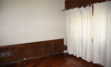 Casa  en Alquiler Ramos Mejia / La Matanza (A108 8026)