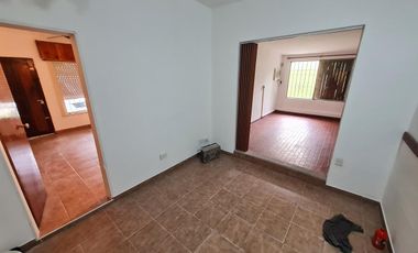 Casa en venta, Los polvorines. Excelente ubicacion, oportunidad. Retasada.