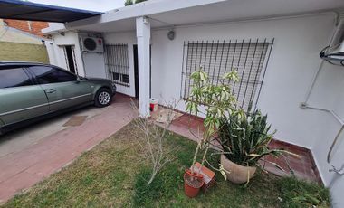 Casa en venta, Los polvorines. Excelente ubicacion, oportunidad. Retasada.