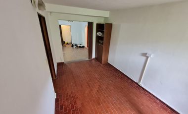 Casa en venta, Los polvorines. Excelente ubicacion, oportunidad. Retasada.