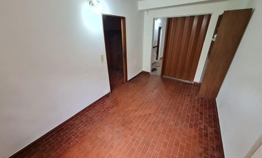 Casa en venta, Los polvorines. Excelente ubicacion, oportunidad. Retasada.