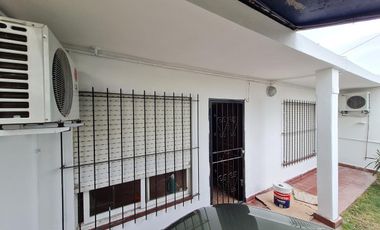 Casa en venta, Los polvorines. Excelente ubicacion, oportunidad. Retasada.