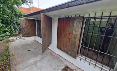 Casa en venta, Los polvorines. Excelente ubicacion, oportunidad. Retasada.