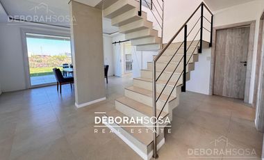 Casa en Venta 7 ambientes al Agua - Puertos Barrio Muelles