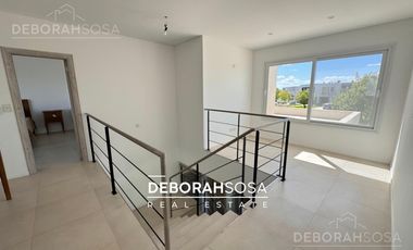 Casa en Venta 7 ambientes al Agua - Puertos Barrio Muelles