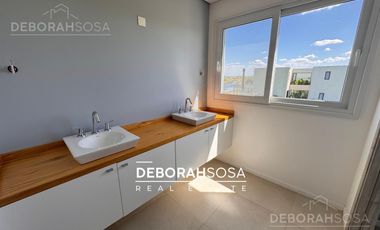 Casa en Venta 7 ambientes al Agua - Puertos Barrio Muelles