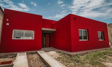 Casa a estrenar en Capilla Del Señor