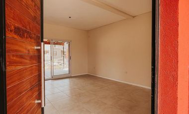 Casa a estrenar en Capilla Del Señor